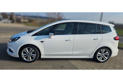 Opel Zafira Tourer Gebrauchtwagen