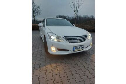 Toyota Crown Gebrauchtwagen