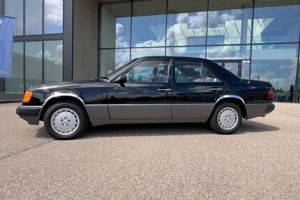 Mercedes-Benz E 300 Gebrauchtwagen
