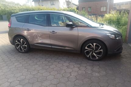 Renault Grand Scenic Gebrauchtwagen