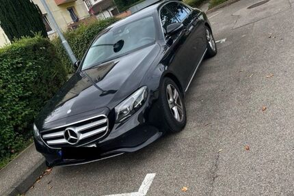 Mercedes-Benz E 220 Gebrauchtwagen