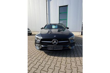 Mercedes-Benz CLA Shooting Brake Gebrauchtwagen