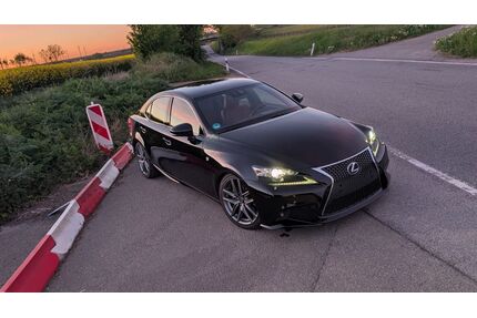 Lexus IS 300 Gebrauchtwagen