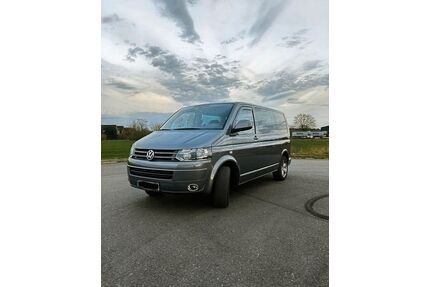 VW T5 Caravelle Gebrauchtwagen