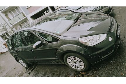 Ford S-Max Gebrauchtwagen