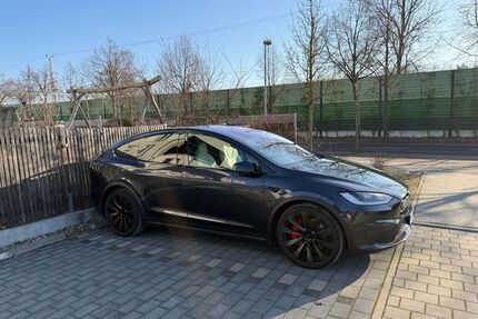 Tesla Model X Gebrauchtwagen
