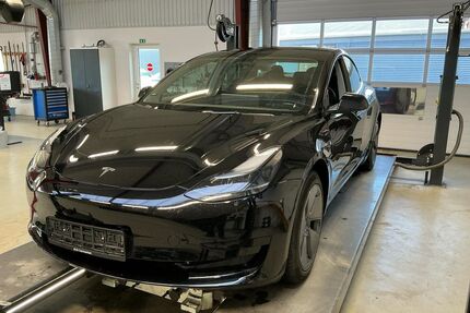 Tesla Model 3 Gebrauchtwagen