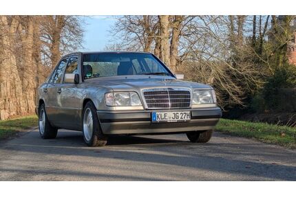Mercedes-Benz 220 Gebrauchtwagen