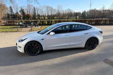 Tesla Model 3 Gebrauchtwagen