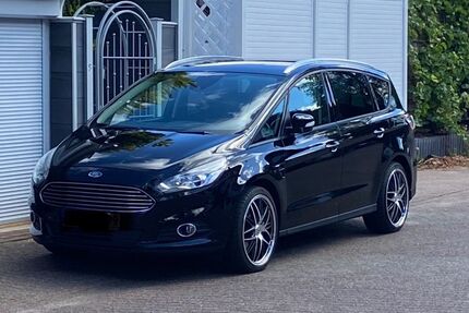 Ford S-Max Gebrauchtwagen