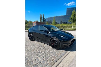 Tesla Model Y Gebrauchtwagen