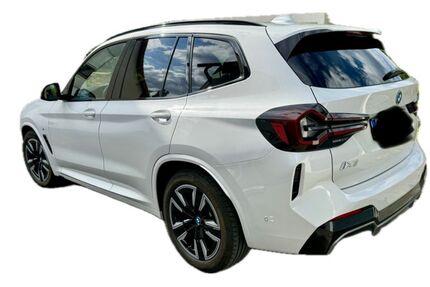 BMW iX3 Gebrauchtwagen