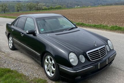 Mercedes-Benz E 320 Gebrauchtwagen
