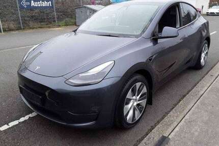 Tesla Model Y Gebrauchtwagen
