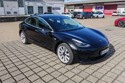 Tesla Model 3 Gebrauchtwagen