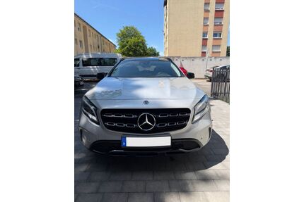 Mercedes-Benz GLA 180 Gebrauchtwagen