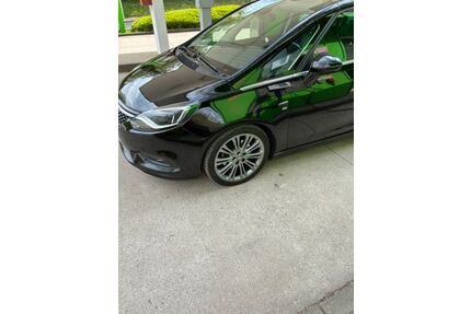 Opel Zafira Tourer Gebrauchtwagen