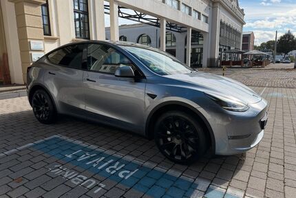 Tesla Model Y Gebrauchtwagen