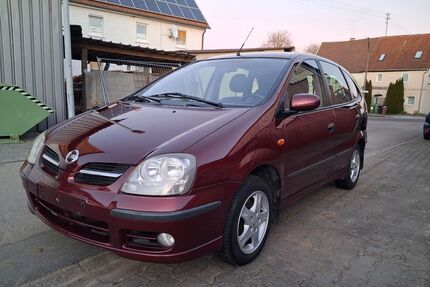 Nissan Almera Tino Gebrauchtwagen