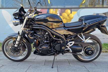 Triumph Speed Triple 955i Gebrauchtwagen