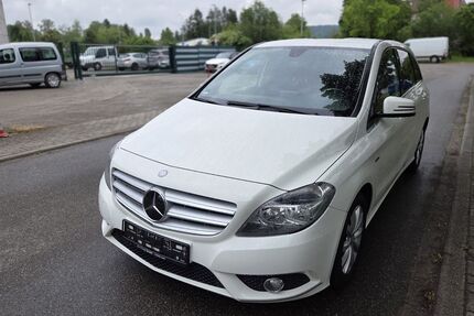 Mercedes-Benz B 180 Gebrauchtwagen