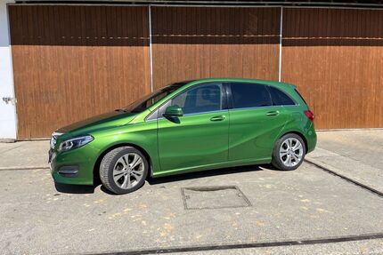 Mercedes-Benz B 180 Gebrauchtwagen