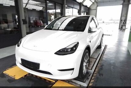 Tesla Model Y Gebrauchtwagen