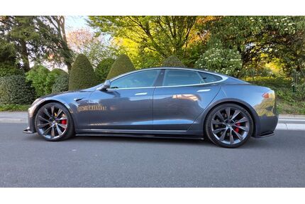 Tesla Model S Gebrauchtwagen