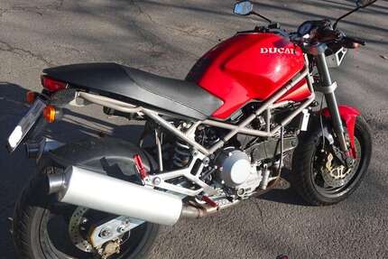Ducati Monster 900 Gebrauchtwagen