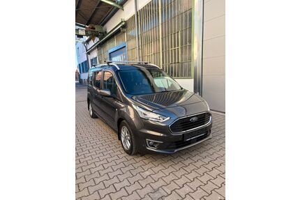 Ford Grand Tourneo Gebrauchtwagen