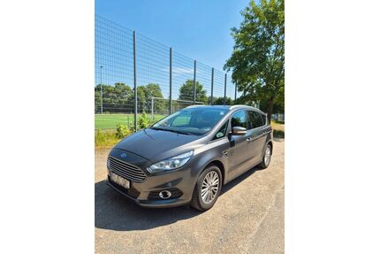 Ford S-Max Gebrauchtwagen