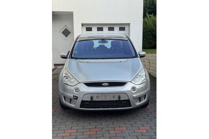 Ford S-Max Gebrauchtwagen