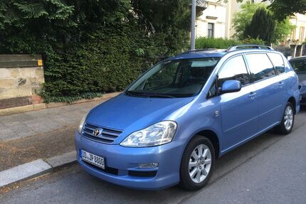 Toyota Avensis Verso Gebrauchtwagen