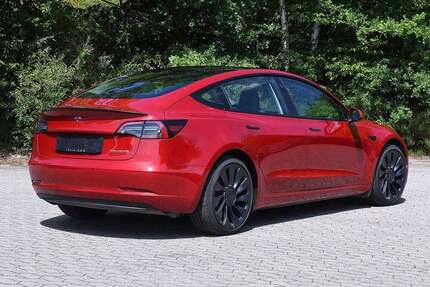 Tesla Model 3 Gebrauchtwagen
