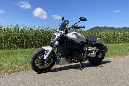 Suzuki XDiavel 