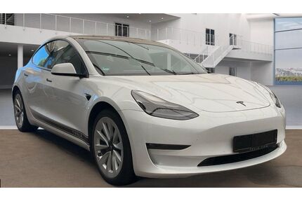 Tesla Model 3 Gebrauchtwagen
