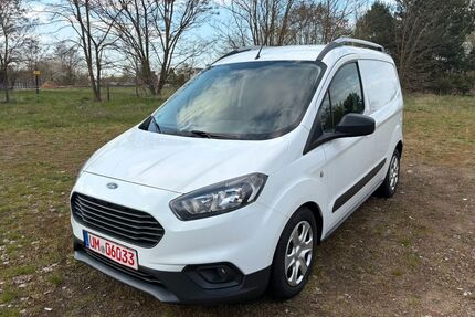 Ford Transit Courier Gebrauchtwagen