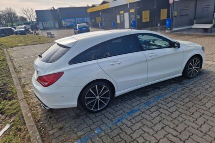 Mercedes-Benz CLA 220 Shooting Brake Gebrauchtwagen