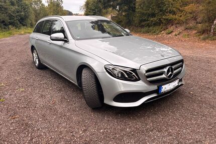 Mercedes-Benz E 220 Gebrauchtwagen