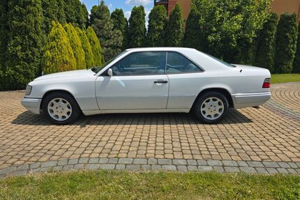 Mercedes-Benz 220 Gebrauchtwagen