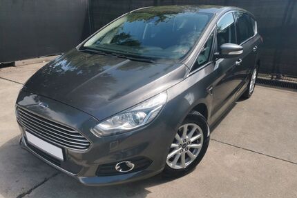 Ford S-Max Gebrauchtwagen
