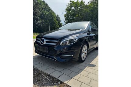Mercedes-Benz B 180 Gebrauchtwagen