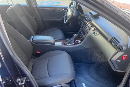 Mercedes-Benz 240 Gebrauchtwagen