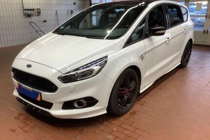 Ford S-Max Gebrauchtwagen
