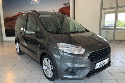 Ford Tourneo Courier Gebrauchtwagen