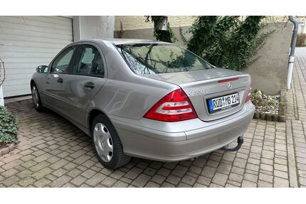 Mercedes-Benz C 200 Gebrauchtwagen
