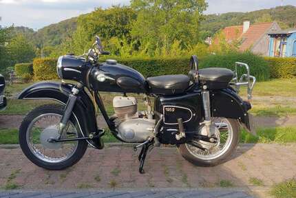 Mercedes-Benz ES 250 