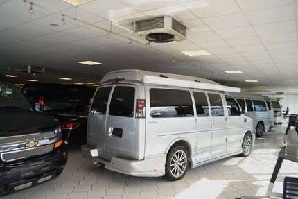GMC Savana 