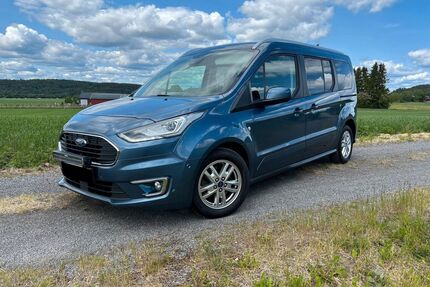 Ford Grand Tourneo Gebrauchtwagen