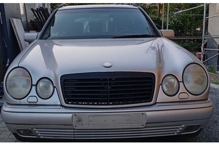 Mercedes-Benz 320 Gebrauchtwagen